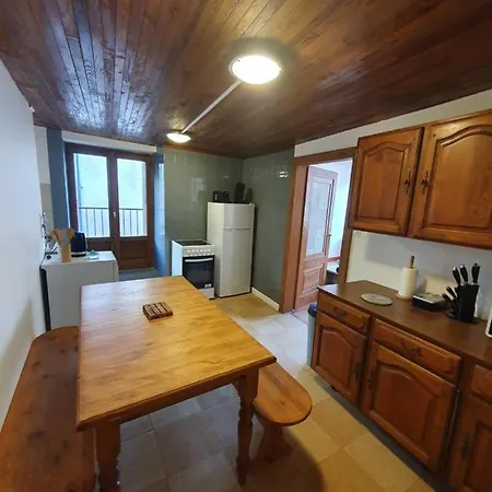 Holiday home Des Luthiers Mirecourt