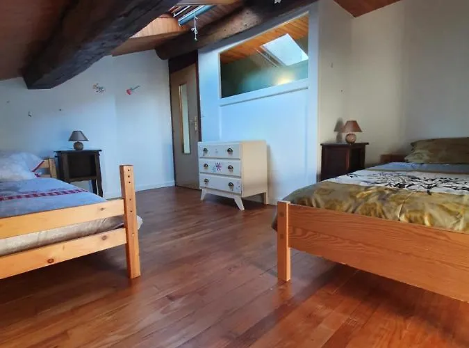 Des Luthiers Mirecourt